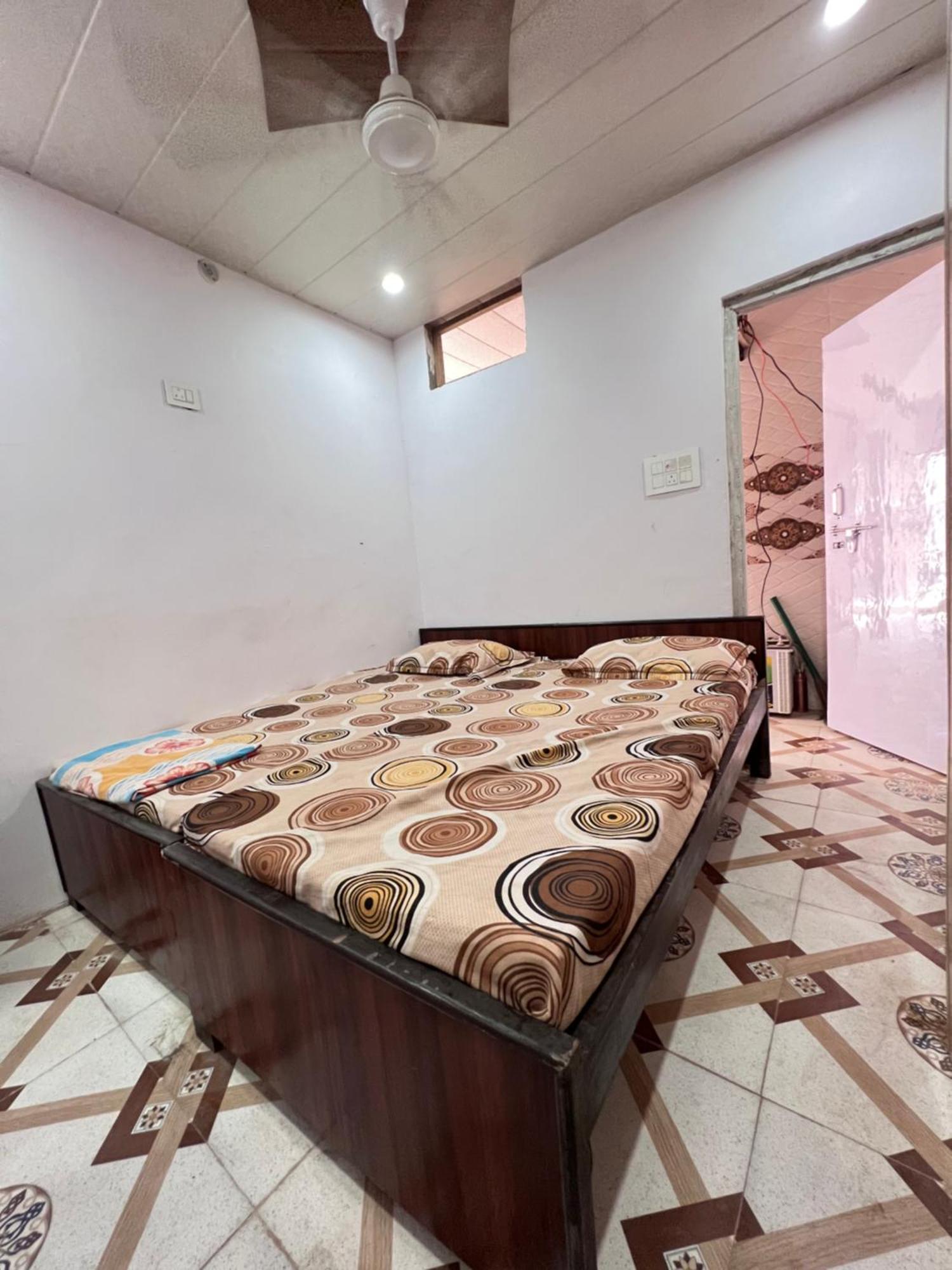 Hotel Pakhi Residency Vrindāvan Exterior foto