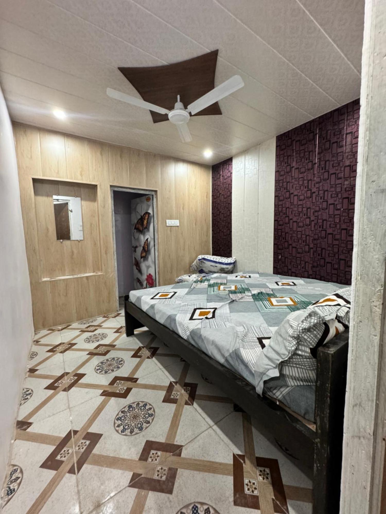 Hotel Pakhi Residency Vrindāvan Exterior foto